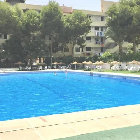 Apto Sur Con Piscina Y Vistas Al Mar Apartment *