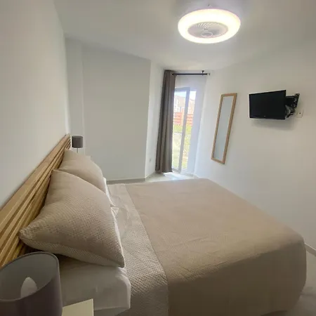 Apto Sur Con Piscina Y Vistas Al Mar Apartment